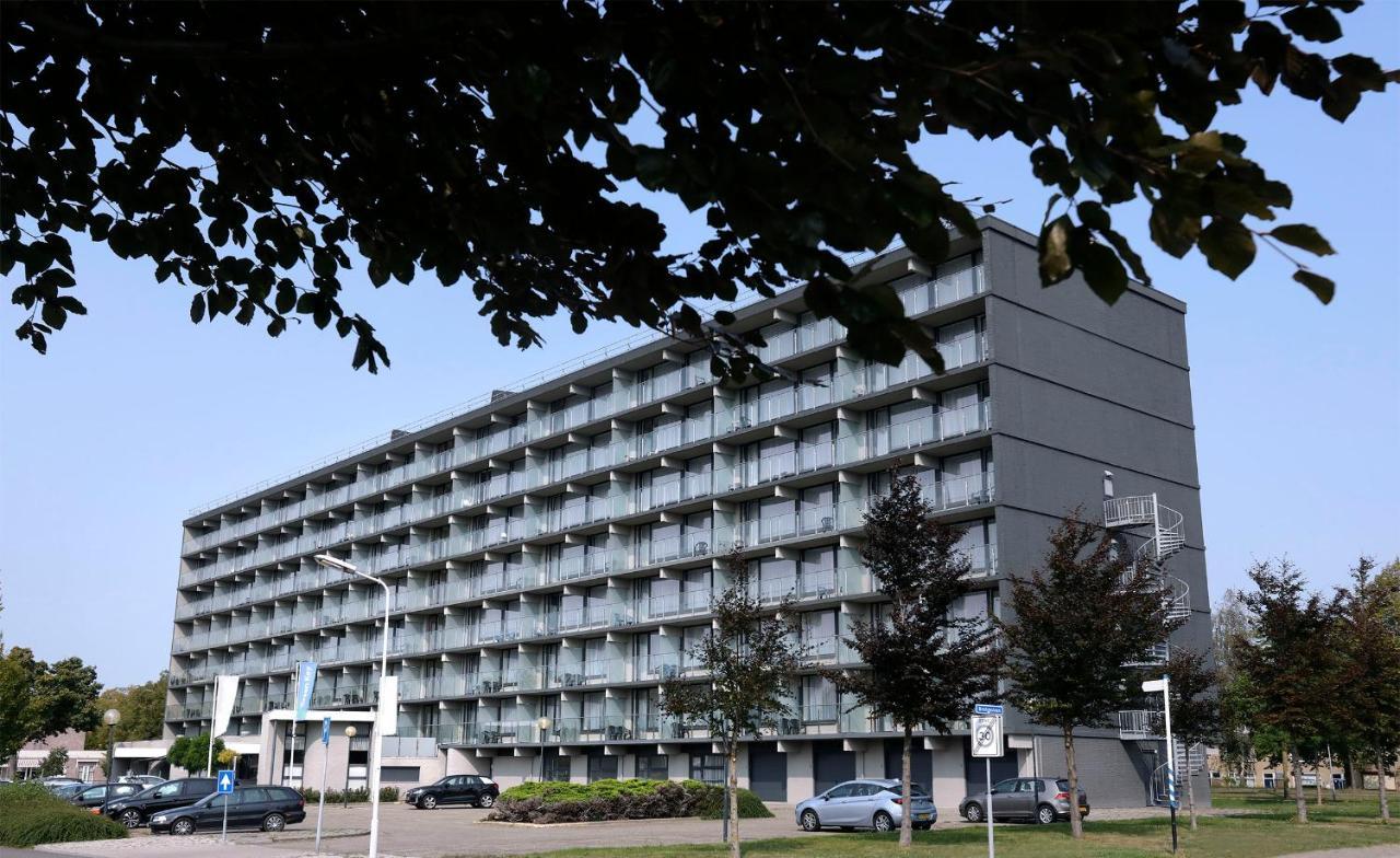 City Hotel Тернеузен Экстерьер фото