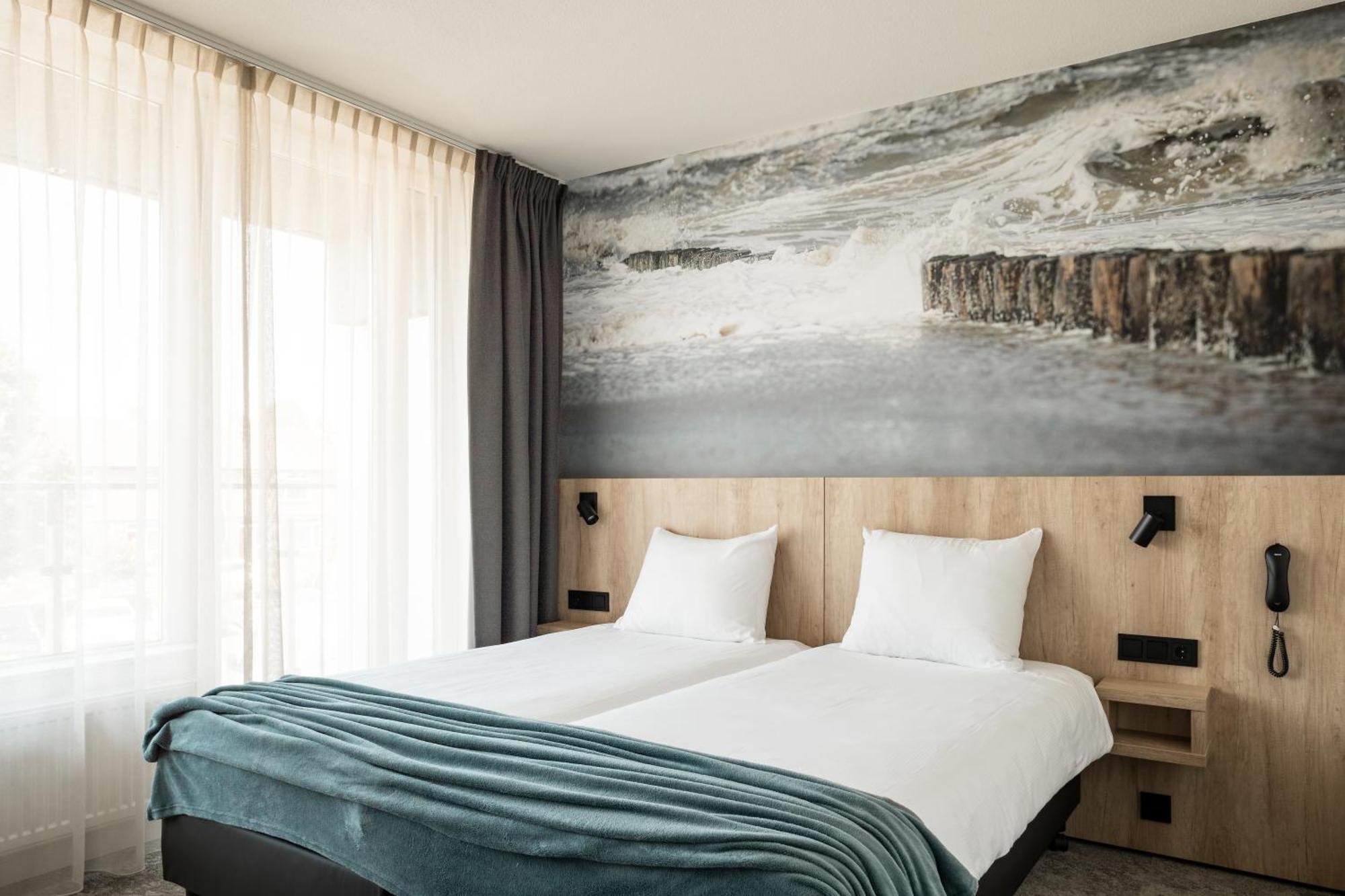 City Hotel Тернеузен Экстерьер фото