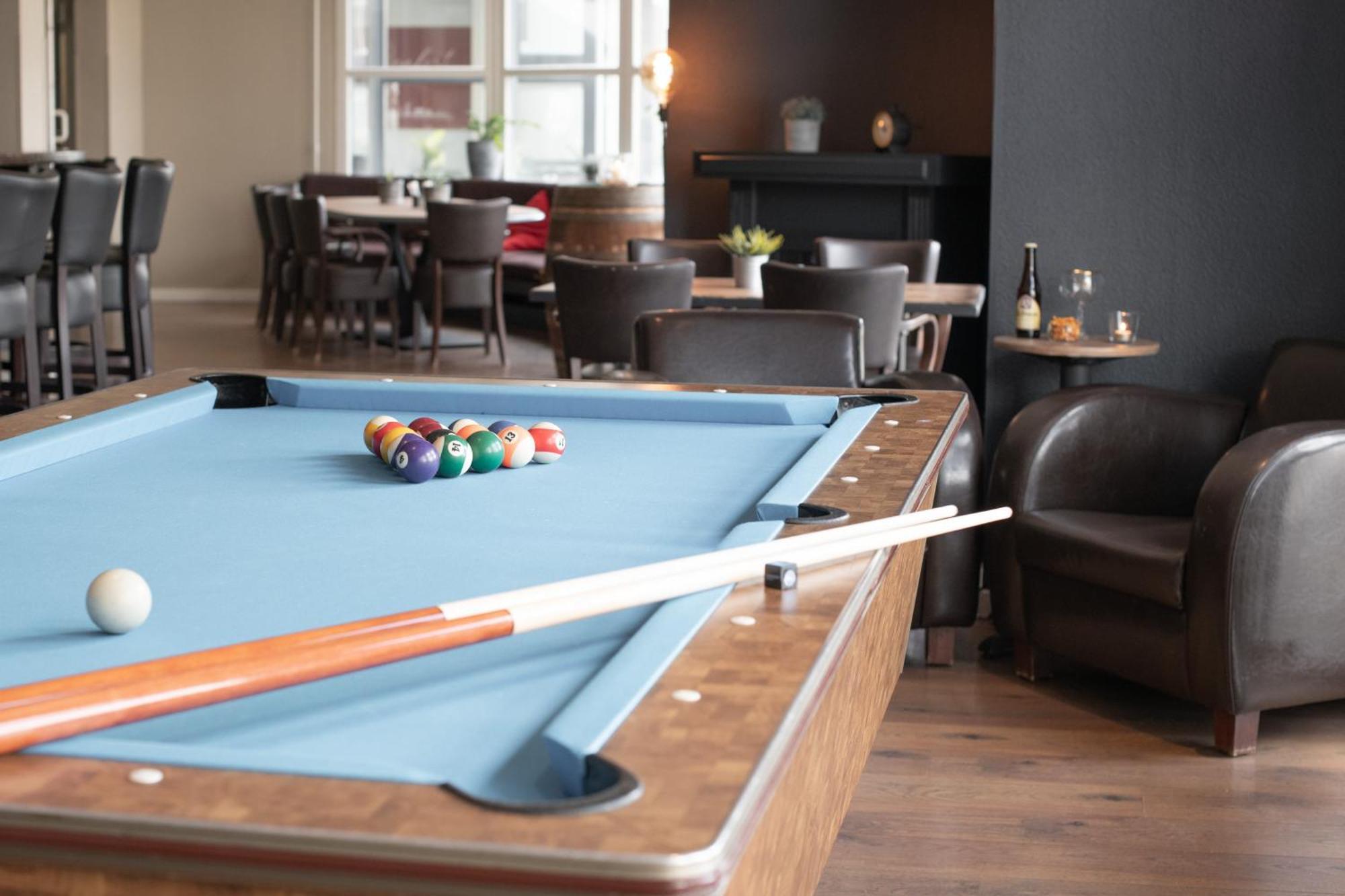 City Hotel Тернеузен Экстерьер фото