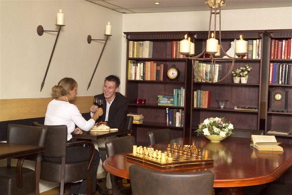 City Hotel Тернеузен Экстерьер фото